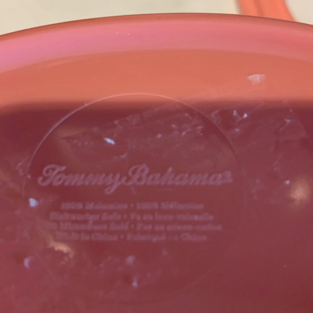 Tommy Bahama 3 Flamingo🦩Nesting Bowls, S, M & L. Large is ~12”. No scratches.
